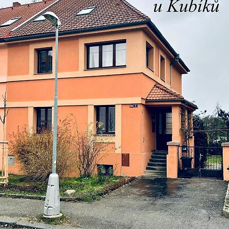 Apartmany U Kubiku Hradec Králové Buitenkant foto
